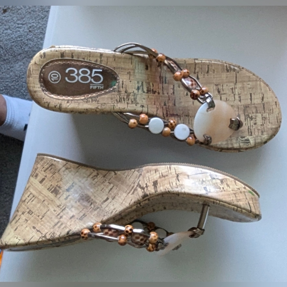 Women's wedge shoes